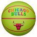 Мяч баскетбольный Wilson NBA TEAM NEON BSKT CHI BULLS size 7 WZ4037402XB7 (Оригинал) WZ4037402XB7 фото 1
